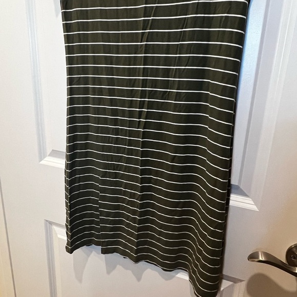 Aero Seriously Soft Army Green Striped Dress Size Small - Picture 9 of 9